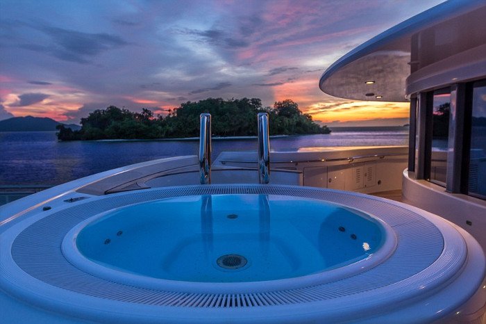 Αυτά είναι τα πολυτελή γιοτ που νοικιάζουν οι σταρ με 800.000 ευρώ την εβδομάδα -Χλιδή πέρα από τα συνηθισμένα [εικόνες] | iefimerida.gr 1