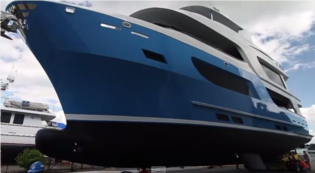 Ιδού πώς καταστρέφεται ένα σούπερ γιοτ αξίας 10 εκατομμυρίων δολαρίων -Η γκάφα που σοκάρει [εικόνες&βίντεο] | iefimerida.gr 0