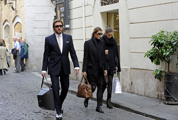 Σέξι στα 50 -Κάν' το όπως η Γιασμίν Λεμπόν [εικόνες] | iefimerida.gr 4