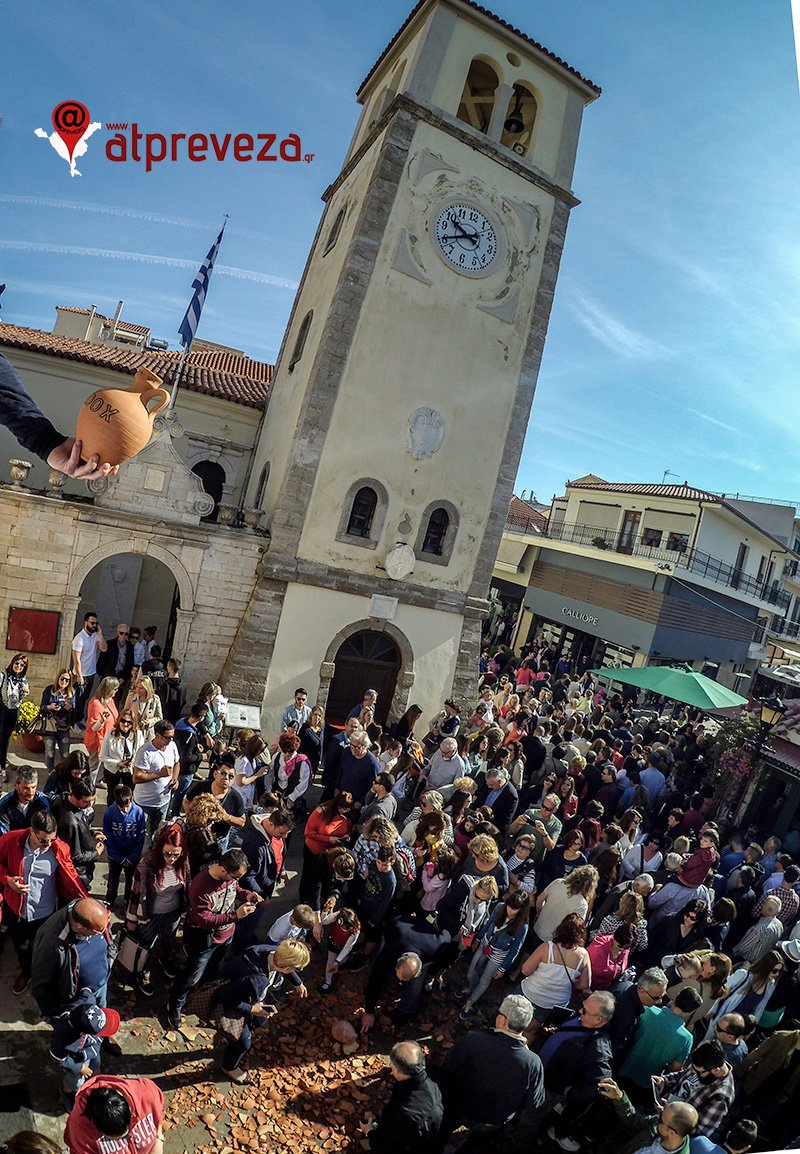 Πρέβεζα: Η πρώτη Ανάσταση ήρθε με εκκωφαντικό τρόπο [εικόνες & βίντεο] | iefimerida.gr 3