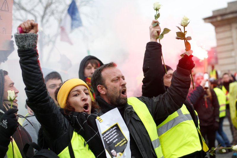 Τα «Κίτρινα Γιλέκα» συγκεντρώνονται για δέκατο συναπτό σαββατοκύριακο