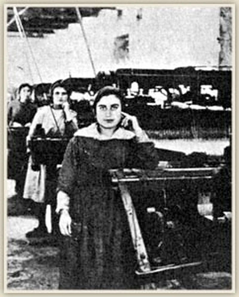 Οι Ελληνίδες «φαμπρικούδες», που άνοιξαν τον δρόμο στις... σουφραζέτες [εικόνες] | iefimerida.gr 2