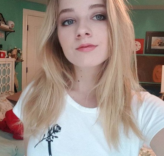 H 16χρονη Τζάκι Εβάντσο ανακοινώθηκε ότι θα τραγουδήσει στην τελετή ορκωμοσίας του Τραμπ [εικόνες&βίντεο] | iefimerida.gr 0