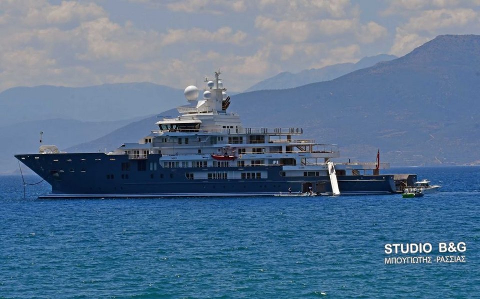 Γιοτ αξίας 175 εκατ. δολαρίων στο Ναύπλιο- Εχει «θησαυρό» στο εσωτερικό του [εικόνες & βίντεο] | iefimerida.gr 2