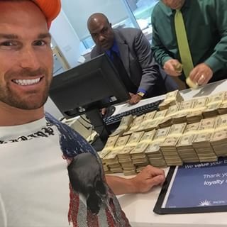 Ηταν τόσο πλούσιοι που δεν άντεξαν -Αφησαν τη Γερμανία για να ζήσουν στην Αμερική [εικόνες] | iefimerida.gr 15