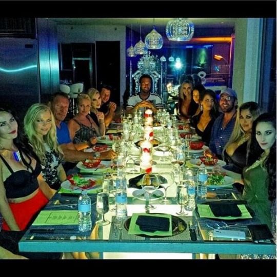 Ηταν τόσο πλούσιοι που δεν άντεξαν -Αφησαν τη Γερμανία για να ζήσουν στην Αμερική [εικόνες] | iefimerida.gr 11