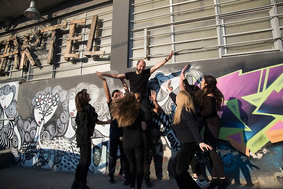 Ενα ολοήμερο δωρεάν φεστιβάλ για νέους – Devised theater, εργαστήρια, έκθεση φωτογραφίας [εικόνες] | iefimerida.gr 0