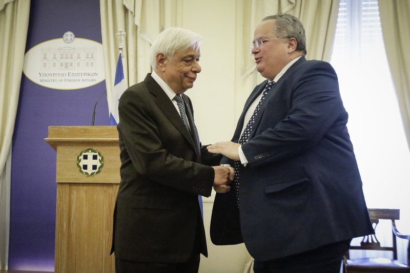 Ολα όσα έγιναν στο ΥΠΕΞ, στην τελετή ορκωμοσίας των νέων διπλωματών [εικόνες] | iefimerida.gr 4