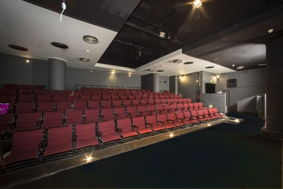 Το θέατρο Τέχνης τιμά τη μνήμη του Καρόλου Κουν -Ελεύθερη είσοδος στις παραστάσεις [πρόγραμμα]  | iefimerida.gr 1