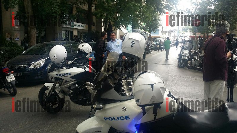 Εκκενώθηκε το υπουργείο Οικονομικών για βόμβες [εικόνες] | iefimerida.gr 2