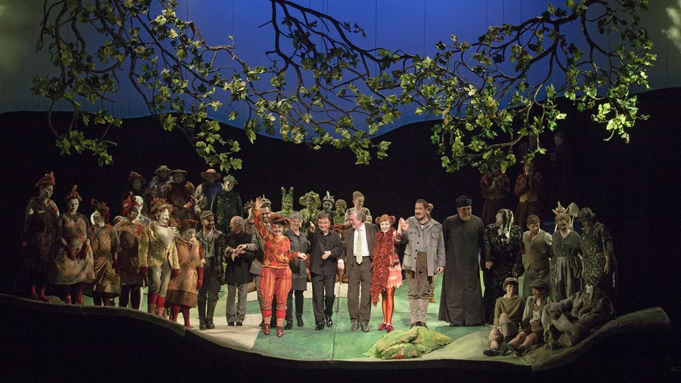 Ευφρόσυνη, πονηρή αλεπουδίτσα: Τo iefimerida στην πρεμιέρα της Λυρικής [εικόνες] | iefimerida.gr 3