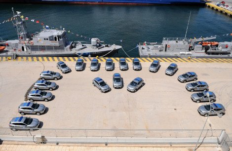 Είκοσι νέα περιπολικά οχήματα παρέλαβε, παρουσία του υπουργού Ναυτιλίας, το Λιμενικό Σώμα [εικόνες] | iefimerida.gr 0