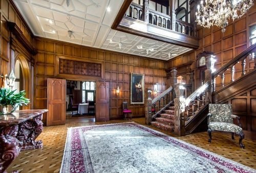 Γιούρι Μίλνερ, ο βαθύπλουτος Ρώσος που τρώει μόνο σολομό και ομελέτα για να μη χάνει χρόνο [εικόνες] | iefimerida.gr 3