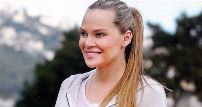 Η Υβόννη Μπόσνιακ 1,5 μήνα μετά τη γέννηση της κόρης της είναι πάλι φέτες [εικόνες] | iefimerida.gr 0