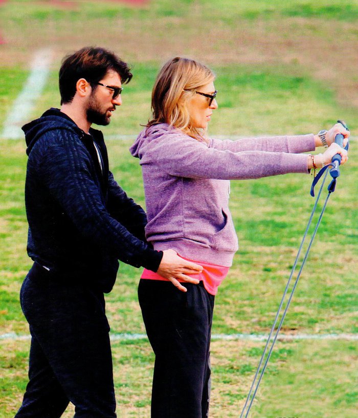 Ζέτα Δούκα: Γυμναστική στο 8ο μήνα της εγκυμοσύνης [εικόνες]  | iefimerida.gr 1