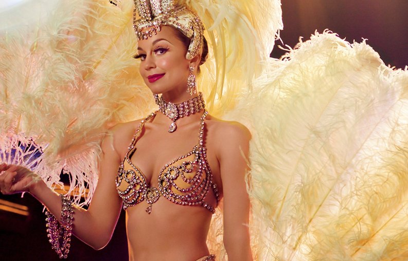 Εκεί που η... σιλικόνη απαγορεύεται - Στα παρασκήνια της οντισιόν του πιο αστραφτερού καμπαρέ του Λας Βέγκας [εικόνες] | iefimerida.gr 3