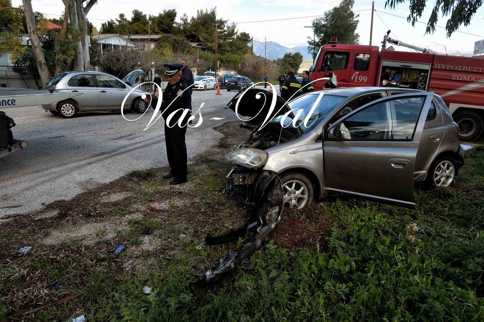 Αστυνομικός εκτός υπηρεσίας έσωσε 12χρονο αγόρι μετά από τροχαίο στην εθνική οδό Ισθμού-Επιδαύρου [εικόνες] | iefimerida.gr 0