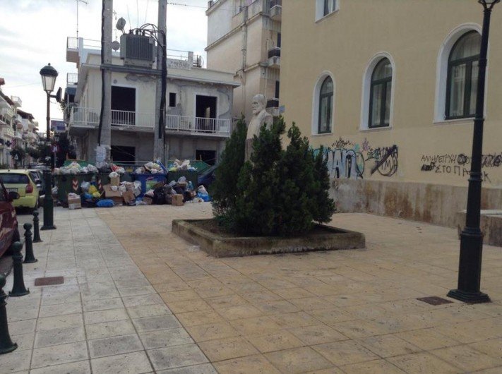 Βουνά τα σκουπίδια στη Ζάκυνθο -Φοβούνται για την υγεία τους οι κάτοικοι [εικόνες] | iefimerida.gr 1