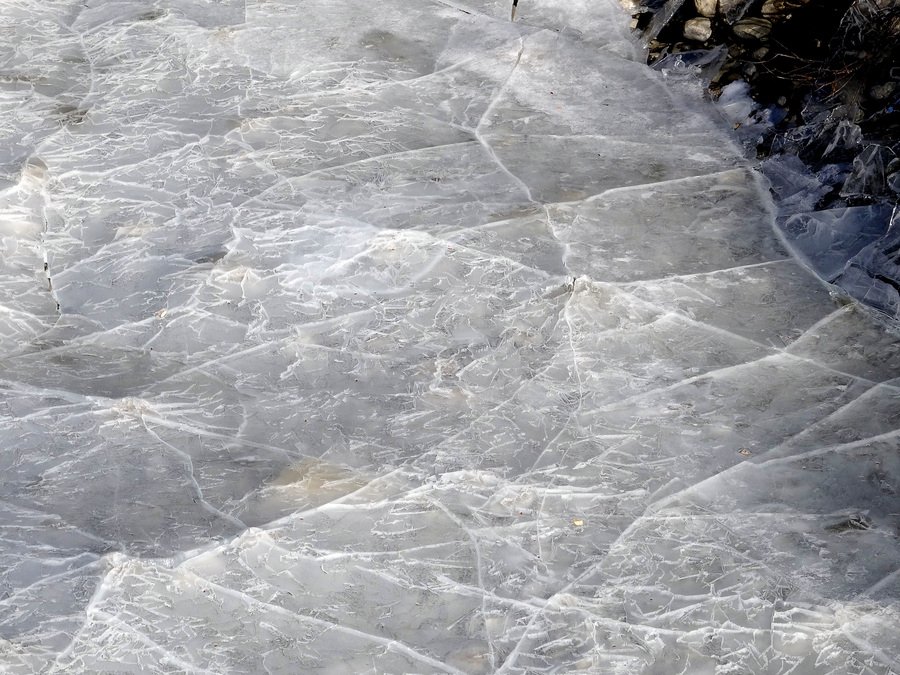Πάγωσε ο Βοϊδομάτης -Στους -7 βαθμούς η θερμοκρασία στο Ζαγόρι [εικόνες] | iefimerida.gr 2