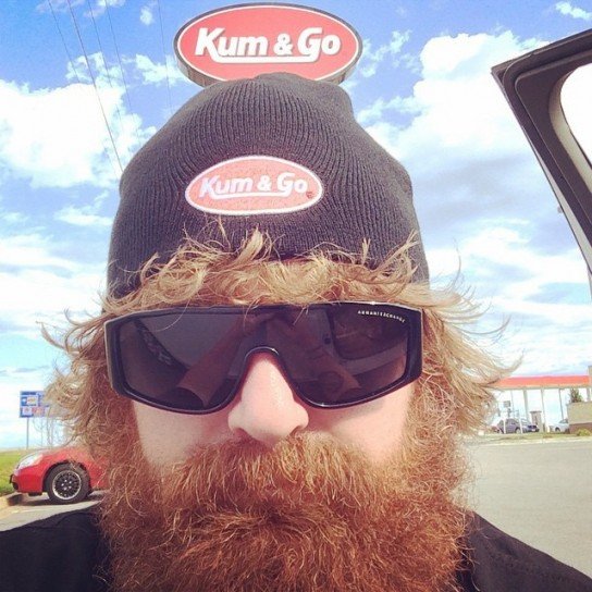 O σωσίας που κερδίζει 240.000 δολάρια για να κάνει τον Γαλυφιανάκη [εικόνες] | iefimerida.gr 3