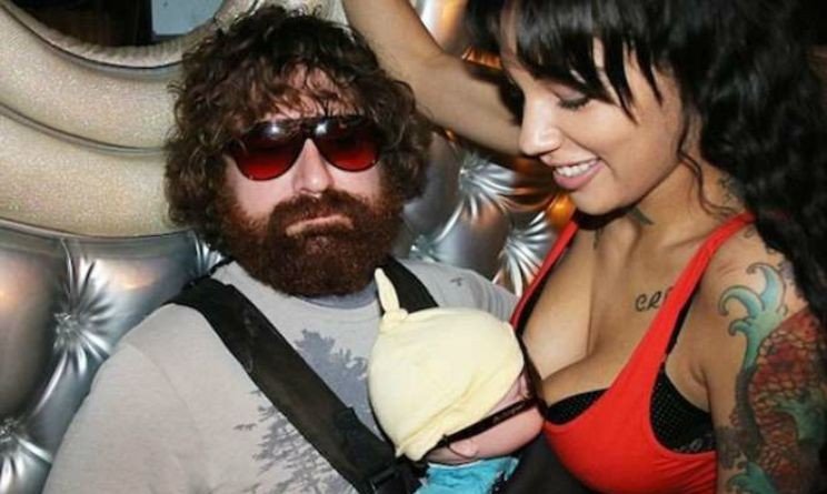 O σωσίας που κερδίζει 240.000 δολάρια για να κάνει τον Γαλυφιανάκη [εικόνες] | iefimerida.gr 4