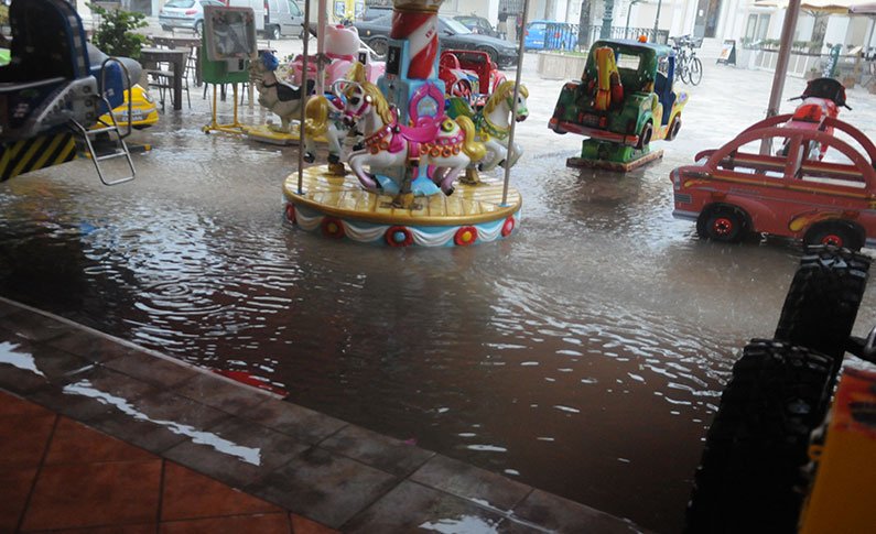 Βιβλική καταστροφή στη Ζάκυνθο από τη θεομηνία -Χωρίς ρεύμα το μισό νησί [εικόνες] | iefimerida.gr 7