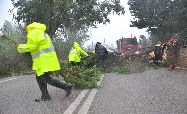 Βιβλική καταστροφή στη Ζάκυνθο από τη θεομηνία -Χωρίς ρεύμα το μισό νησί [εικόνες] | iefimerida.gr 3