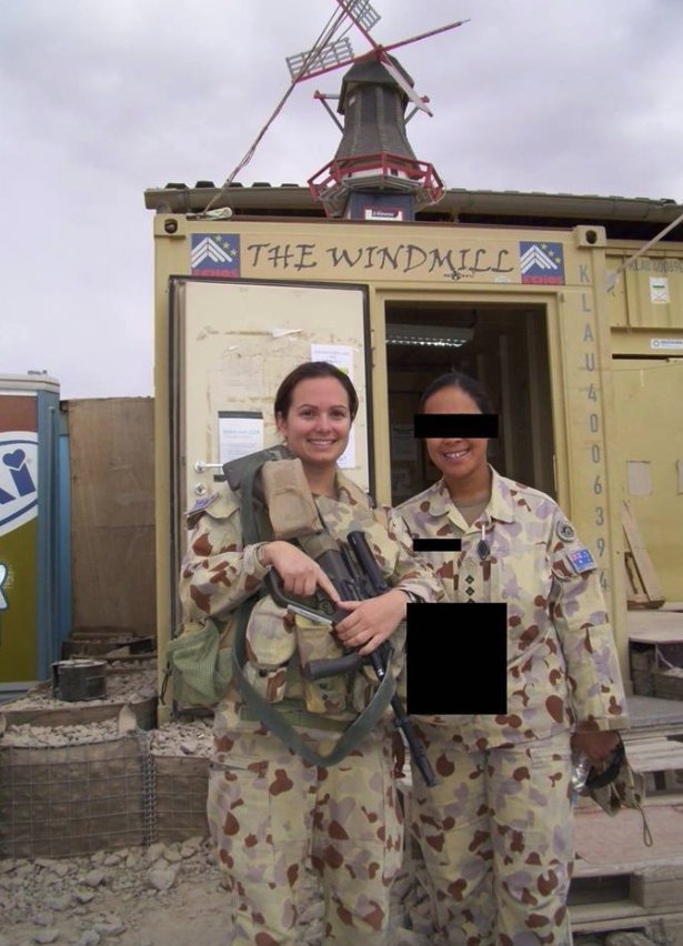 Από το μέτωπο του Ιράκ-Αφγανιστάν στη μάχη της πολιτικής-Η 31χρονη λοχαγός στο ψηφοδέλτιο ΔΗΚΟ [εικόνες] | iefimerida.gr 6