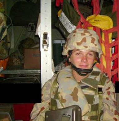 Από το μέτωπο του Ιράκ-Αφγανιστάν στη μάχη της πολιτικής-Η 31χρονη λοχαγός στο ψηφοδέλτιο ΔΗΚΟ [εικόνες] | iefimerida.gr 1