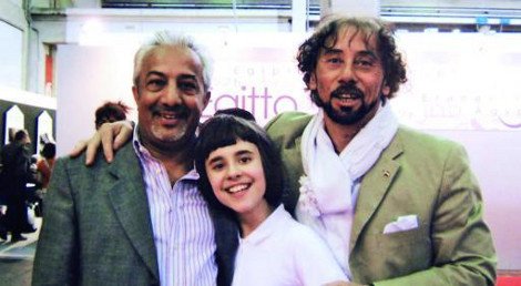 15χρονη ακραία φαν της Μέρκελ: Εχει το ίδιο κούρεμα, φορά τα ίδια σακάκια και αλληλογραφεί με την καγκελάριο [εικόνες] | iefimerida.gr 3