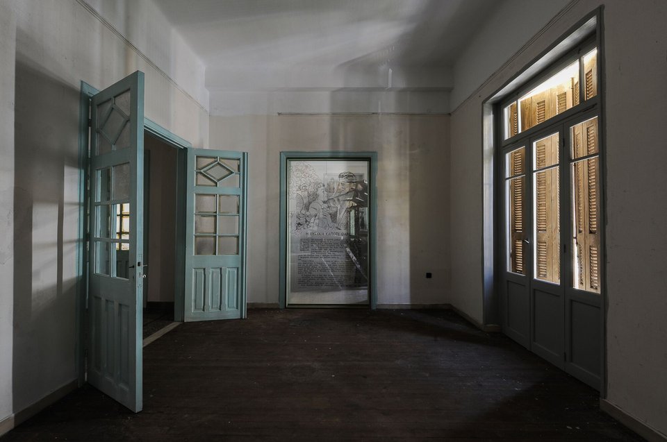 Πώς 9 καλλιτέχνες έδωσαν ζωή στην ερειπωμένη οικία Ζαρίφη στην Κυψέλη [εικόνες] | iefimerida.gr 1