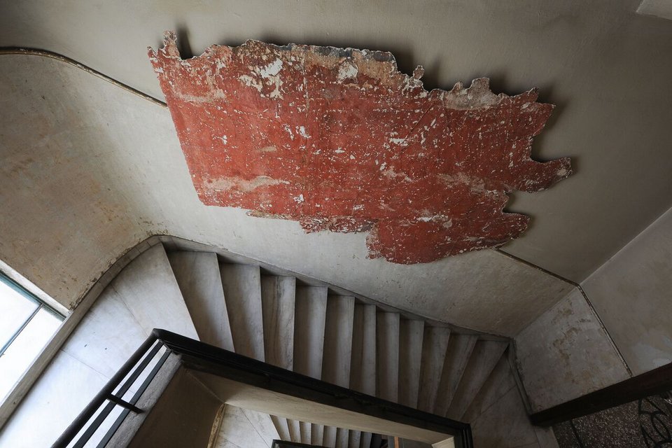 Πώς 9 καλλιτέχνες έδωσαν ζωή στην ερειπωμένη οικία Ζαρίφη στην Κυψέλη [εικόνες] | iefimerida.gr 4