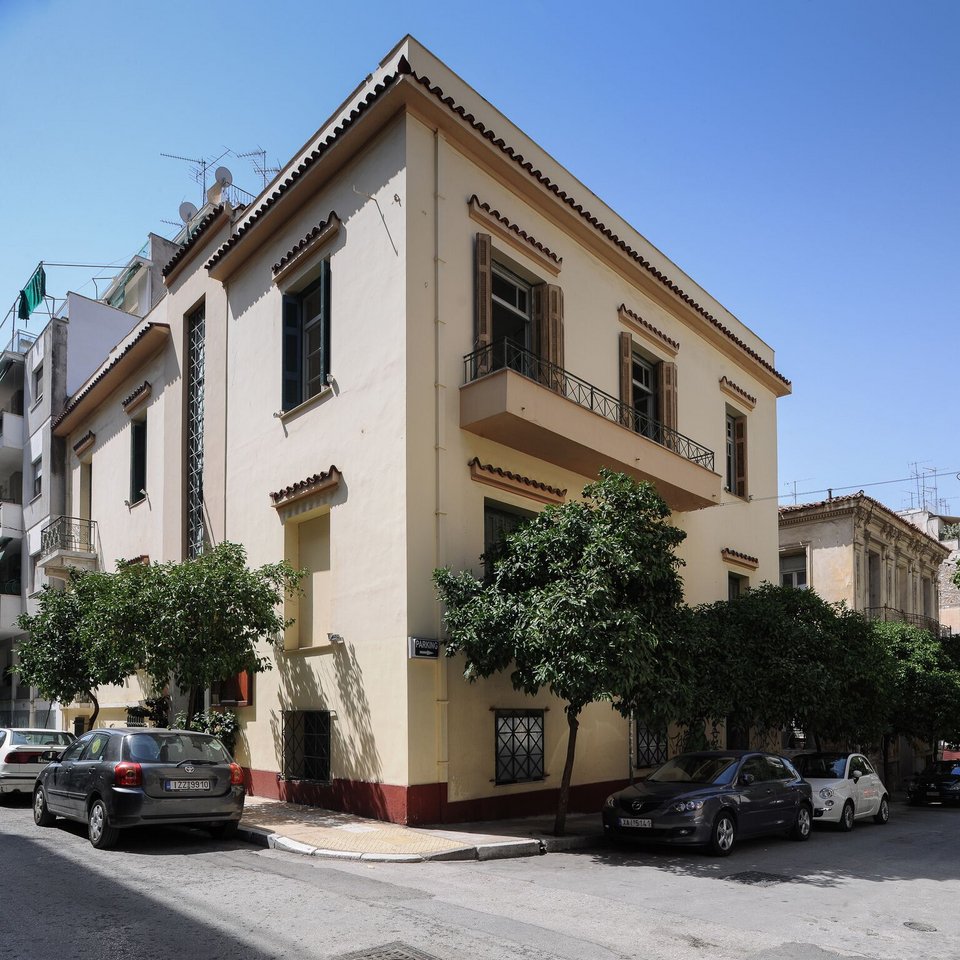 Πώς 9 καλλιτέχνες έδωσαν ζωή στην ερειπωμένη οικία Ζαρίφη στην Κυψέλη [εικόνες] | iefimerida.gr 3