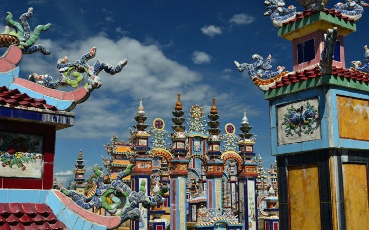 Ενα νεκροταφείο με στυλ: Εκεί που οι νεκροί αναπαύονται μέσα στη χλιδή [εικόνες]  | iefimerida.gr 2