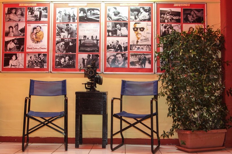 «Ζέφυρος»: Ο διαχρονικός θερινός κινηματογράφος που λατρεύουν οι Αθηναίοι [εικόνες] | iefimerida.gr 3