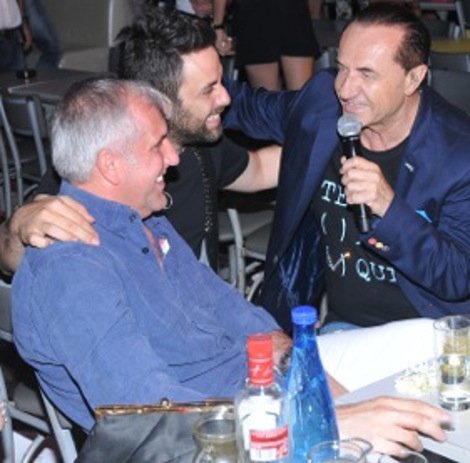 Ενας φίλος από τα παλιά: Ο Ζέλικο Ομπράντοβιτς τα «σπάει» με τον ΛΕΠΑ στην παραλιακή [εικόνες] | iefimerida.gr 2