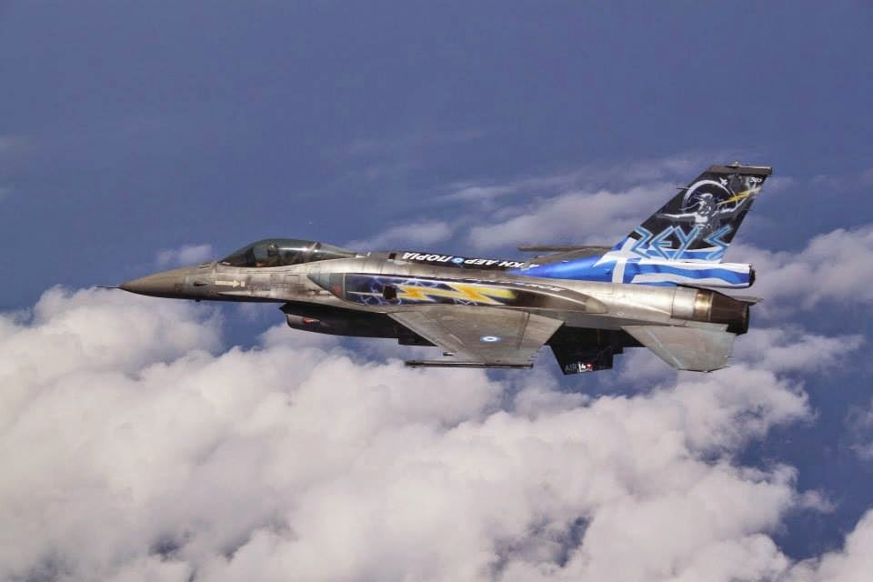 Αυτό είναι το ελληνικό μαχητικό που τρέλανε εχθρούς και φίλους  [βίντεο & εικόνες] | iefimerida.gr 0