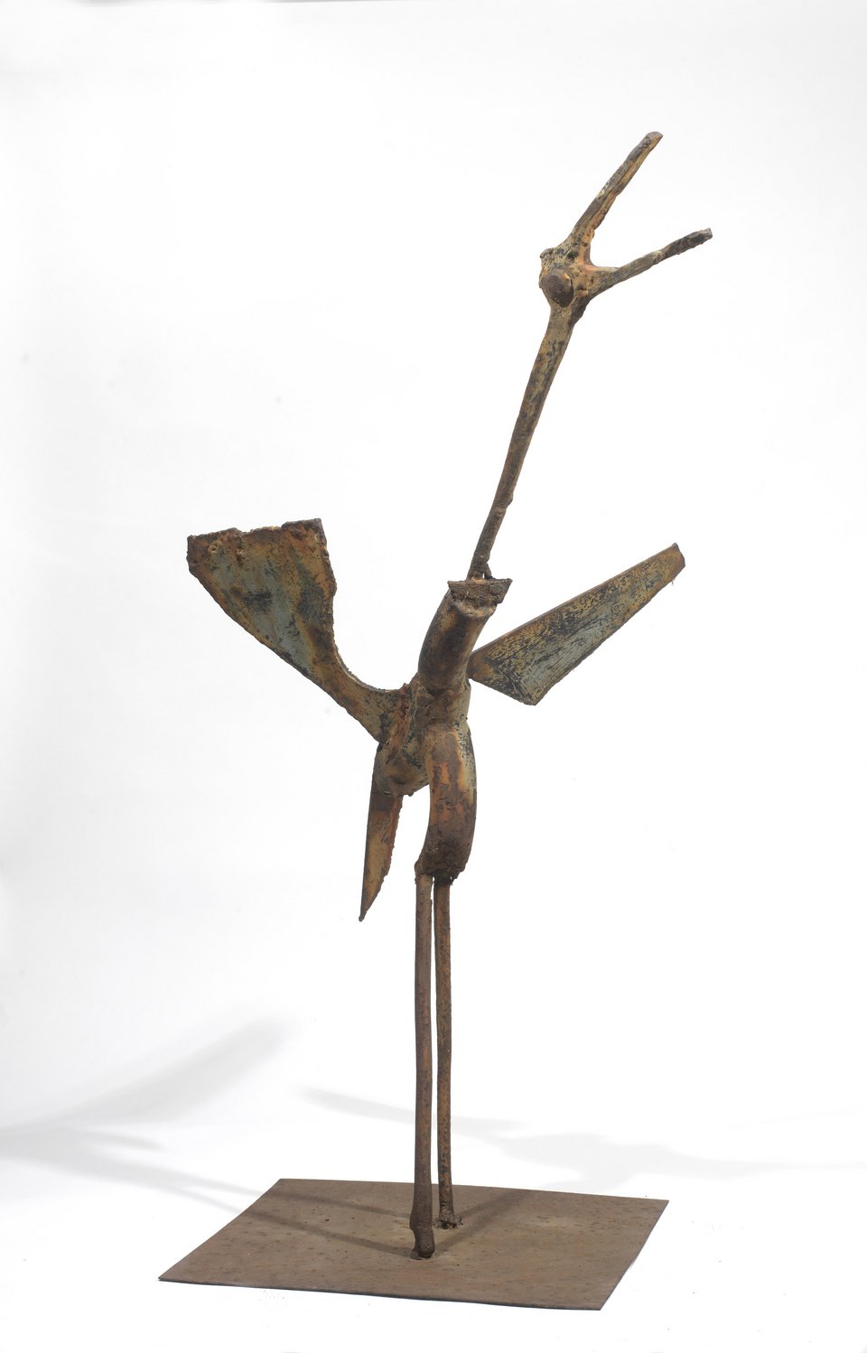 Οι ομπρέλες του Ζογγολόπουλου ρίχνουν τη σκιά τους στην Aνδρο-Αναδρομική έκθεση [εικόνες] | iefimerida.gr 4