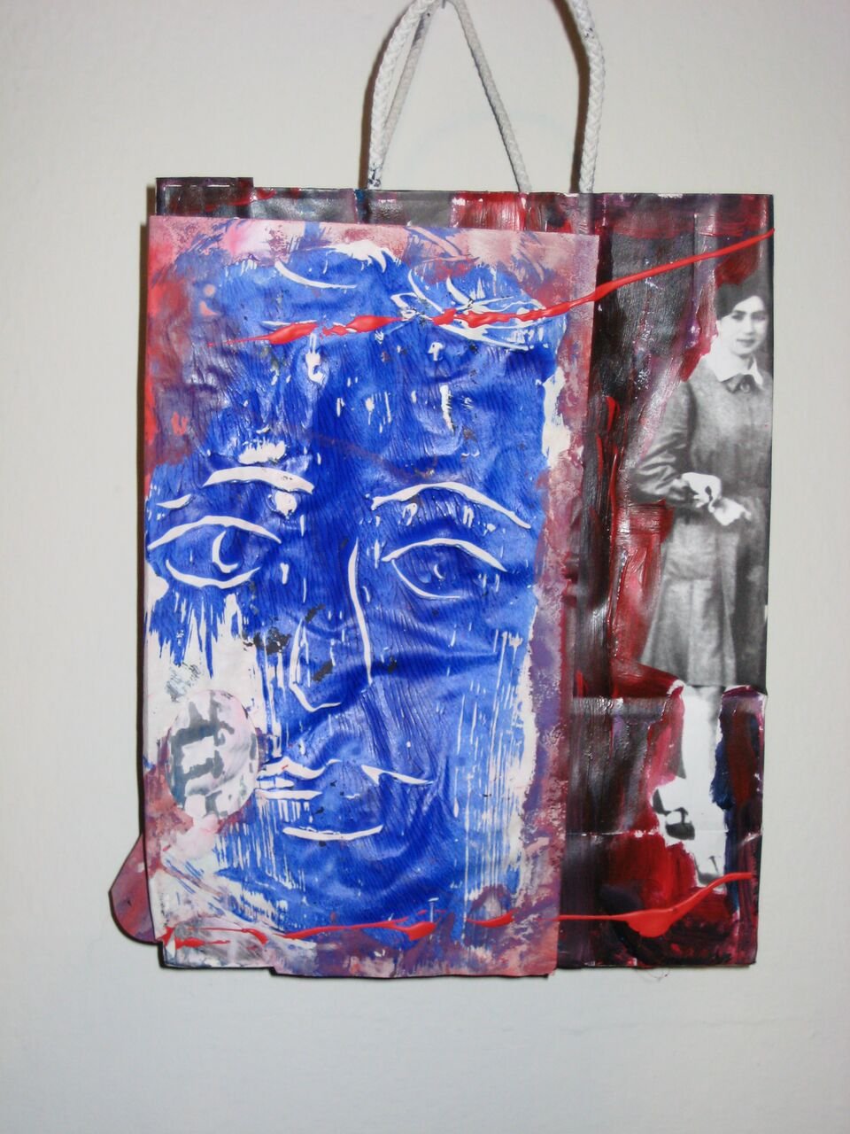 Δύο εκθέσεις για τα 30 χρόνια της Ζώγιας στη Θεσσαλονίκη [εικόνες] | iefimerida.gr 5