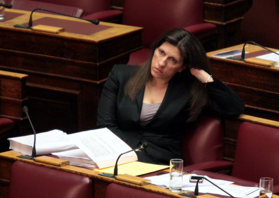 Η Ζωή τα έψαλε στον Τσίπρα: Είναι Αριστερά αυτή; [εικόνες] | iefimerida.gr 2