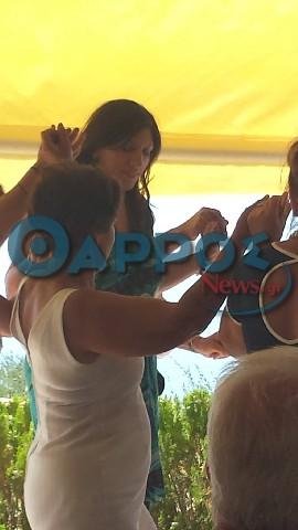 Ο χορός της Ζωής -Εγινε νονά και χόρεψε καλαματιανό [εικόνες] | iefimerida.gr 2