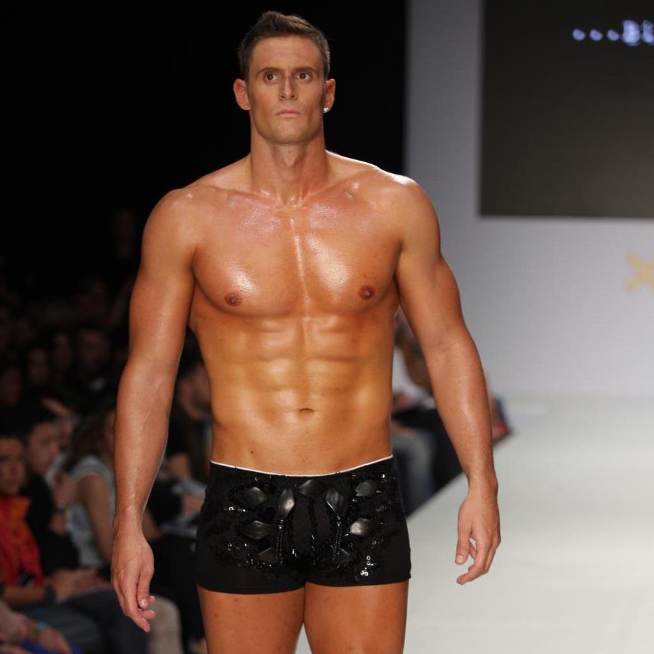 Ο Eλληνας με το ωραιότερο σώμα στον κόσμο -Πήρε την πρωτιά σε παγκόσμιο διαγωνισμό Fitness [εικόνες] | iefimerida.gr 0