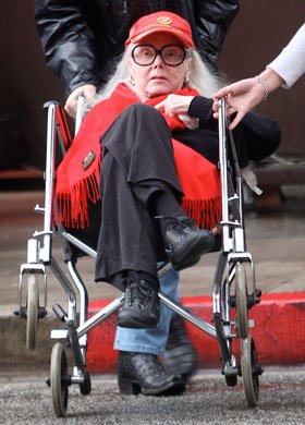 Ζα Ζα Γκαμπόρ -Εννιά γάμοι και μια κηδεία [εικόνες] | iefimerida.gr 5