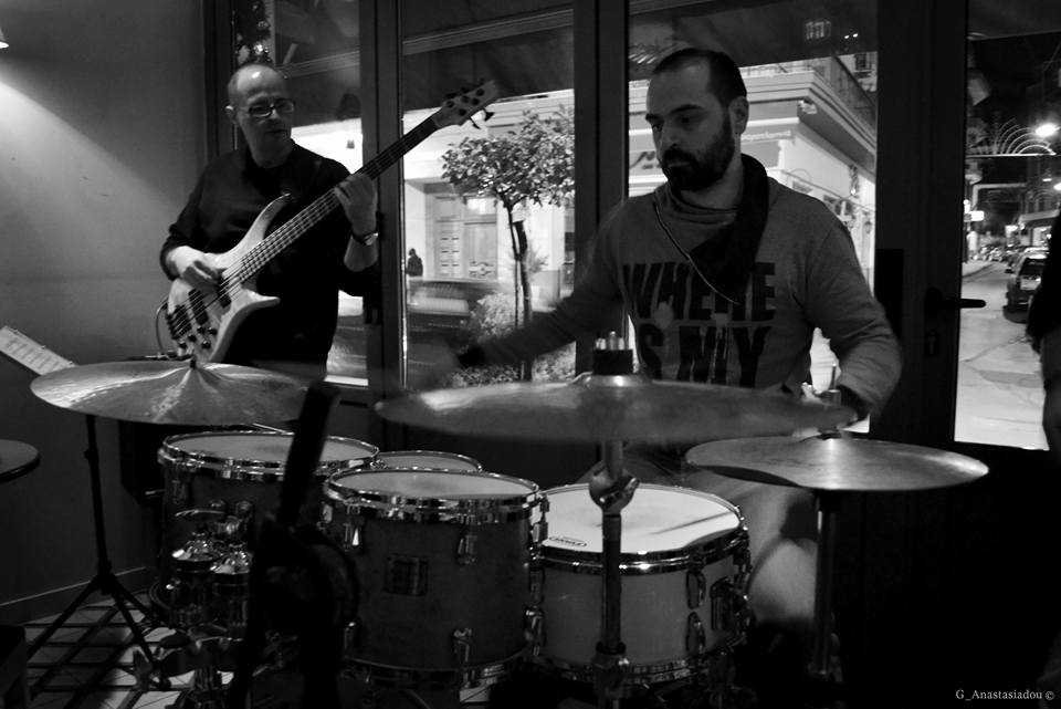 Jazz αυτοσχεδιασμοί στο μπαρ του Μεγάρου Μουσικής Θεσσαλονίκης - Για να υποδεχτούμε την άνοιξη [εικόνες] | iefimerida.gr 1