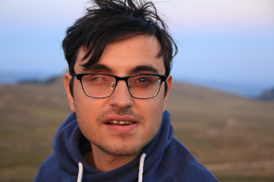 Αντριάν Πίρβου