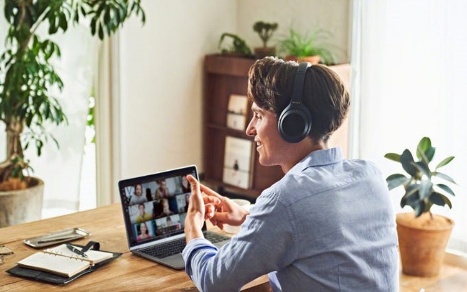 Sony WH-1000XM4