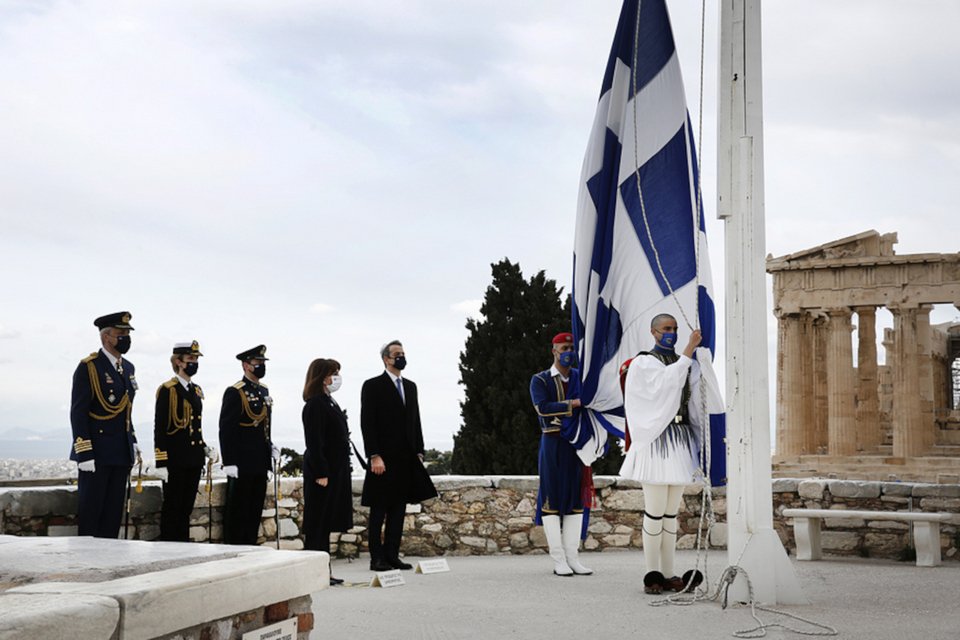 25η Μαρτίου έπαρση σημαίας Ακρόπολη