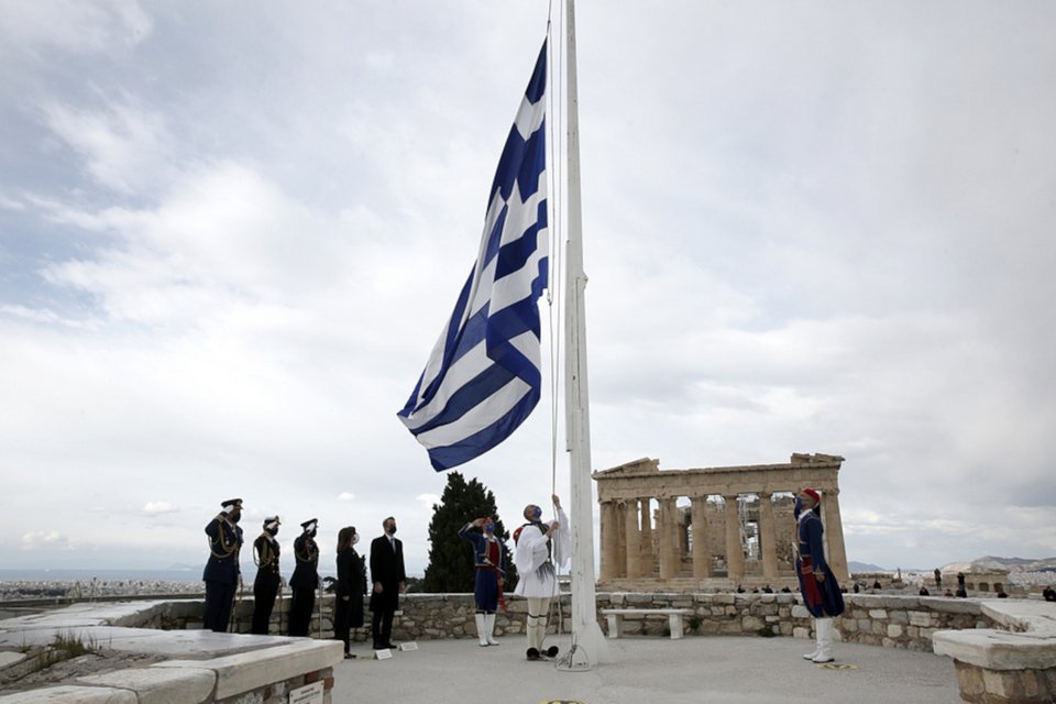 25η Μαρτίου έπαρση σημαίας Ακρόπολη