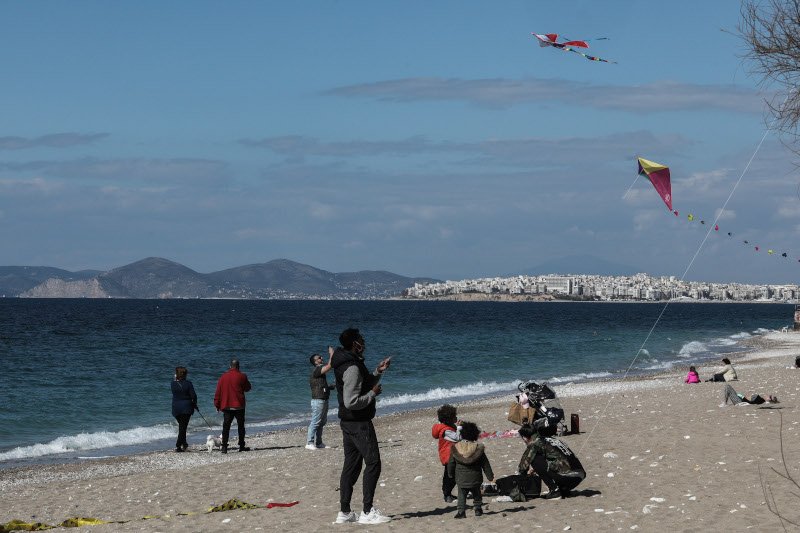 Καθαρά Δευτέρα Παλαιό Φάληρο χαρταετός