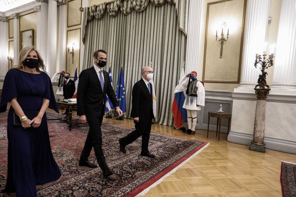 Μαρέβα και Κυριάκος Μητσοτάκης / Φωτογραφία: EUROKINISSI/ΓΙΩΡΓΟΣ ΚΟΝΤΑΡΙΝΗΣ